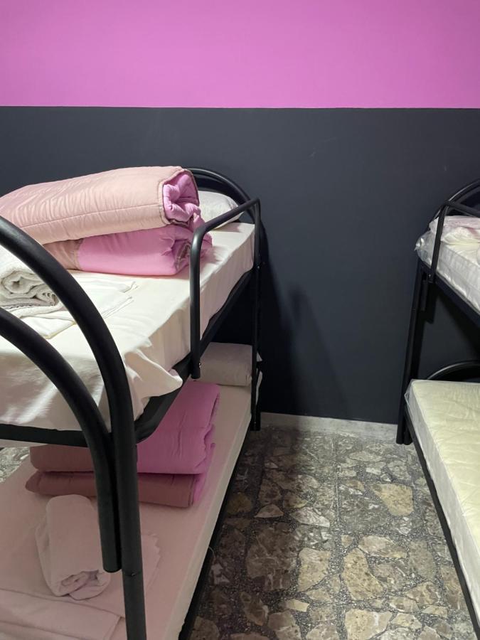 נאפולי Alexander Hostel מראה חיצוני תמונה