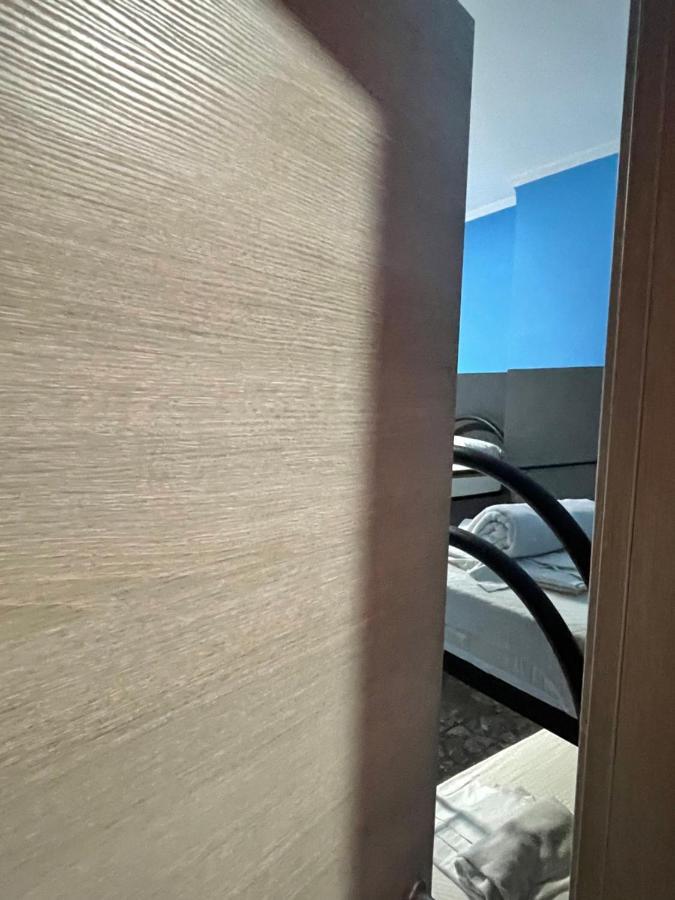 נאפולי Alexander Hostel מראה חיצוני תמונה