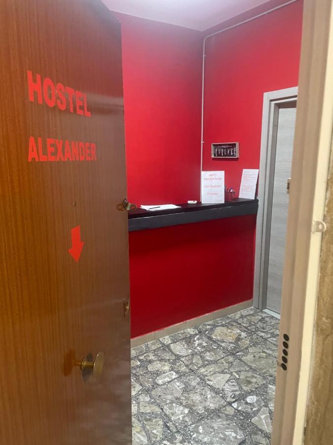נאפולי Alexander Hostel מראה חיצוני תמונה