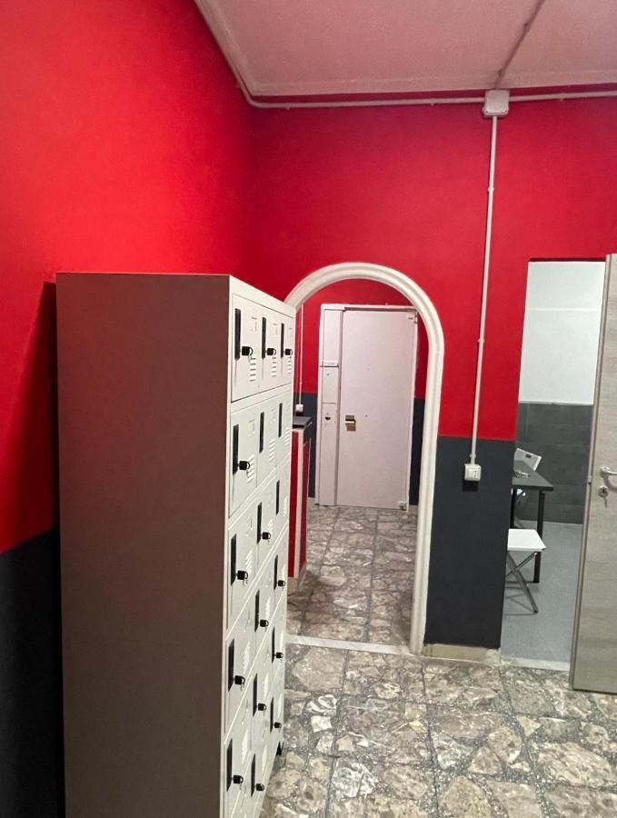 נאפולי Alexander Hostel מראה חיצוני תמונה